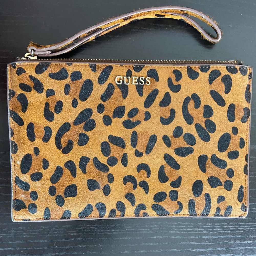 Guess Women’s Cheetah Print Brown Wristlet